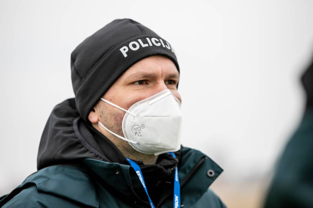 Lietuvos policijos mokyklos kursantų pratybos Aleksoto aerodrome