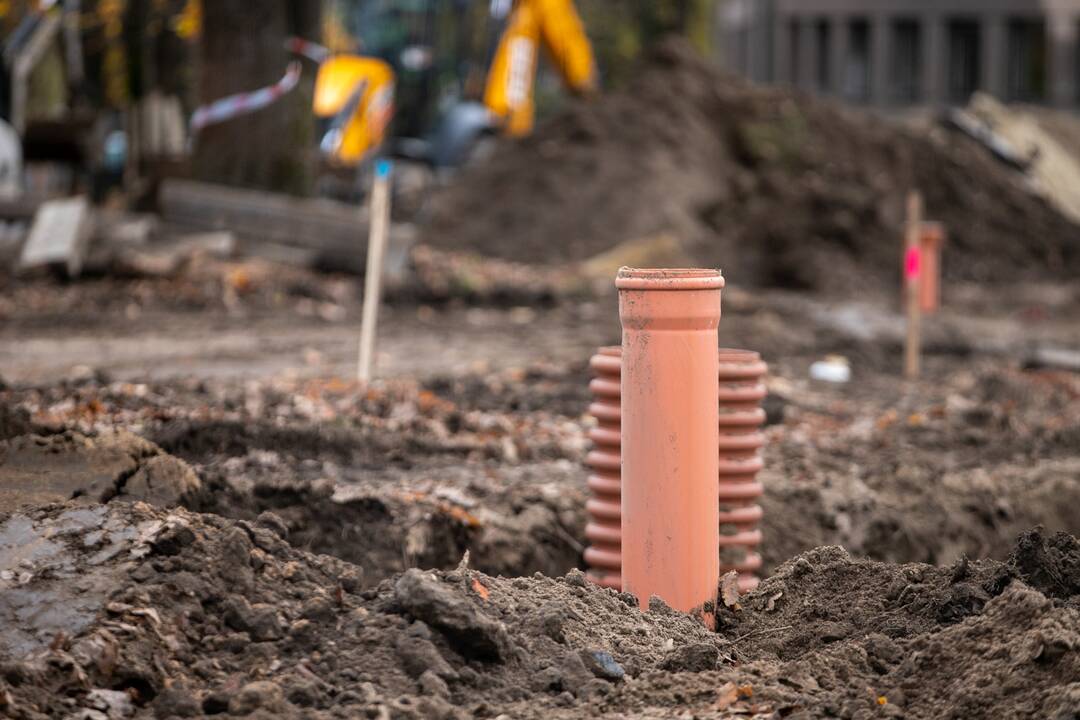 K. Petrausko gatvėje tvarkomas skveras