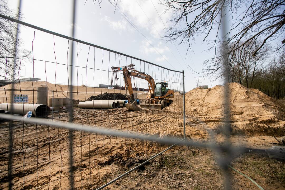Atnaujinamos tilto per Nerį statybos
