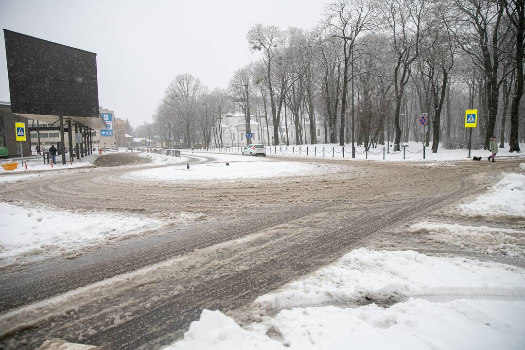 Po gausaus snygio Kaune – sudėtingos eismo sąlygos