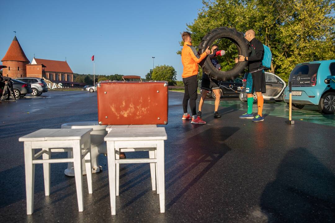 Pasiruošimas „Fluxus“ festivaliui ir kopimui į Parodos kalną