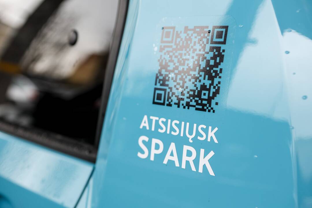 Elektromobilių dalijimosi paslauga "Spark"