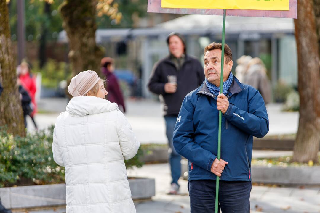 Kaune surengtas mitingas prieš skurdą