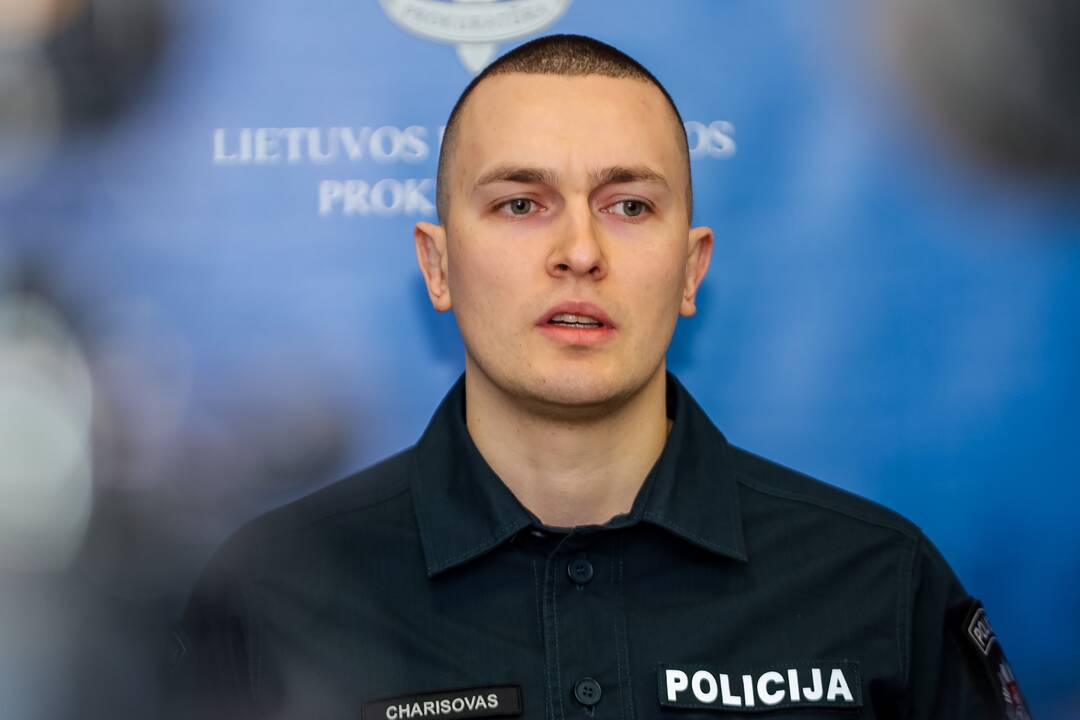 Spaudos konferencija apie Kaune vėl aptiktą amfetamino gamybos laboratoriją