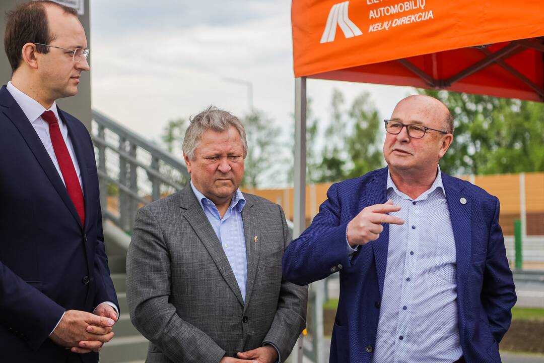 Magistralėje ties Giraite atidarytas viadukas