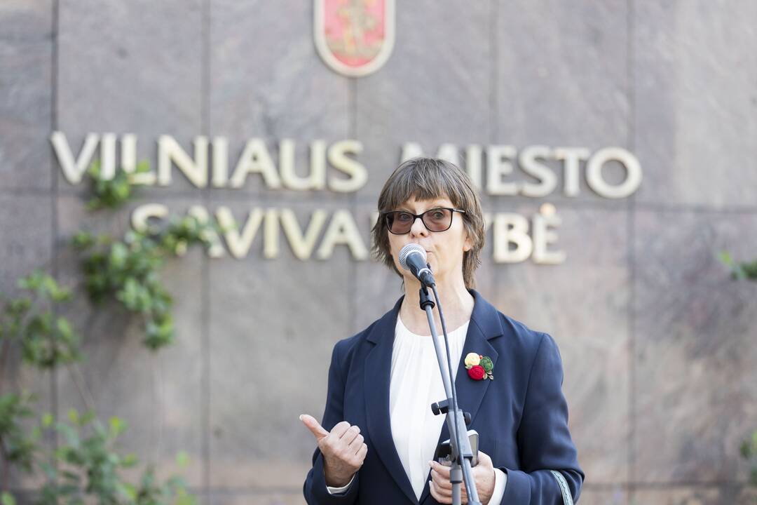 Protestas prieš lietuvių rašytojų memorialinių erdvių naikinimą.