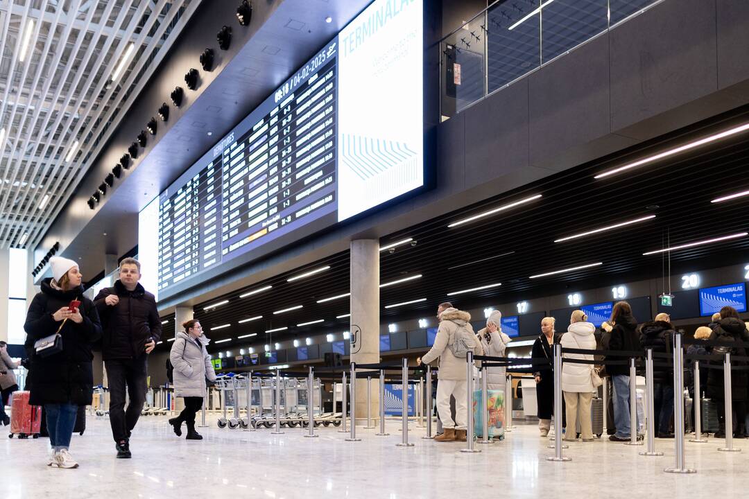 Vilniaus oro uoste oficialiai atidarytas naujasis keleivių išvykimo terminalas