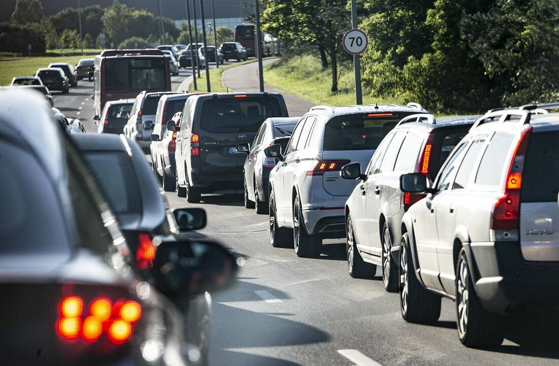 Valstybės kontrolė: atsinaujinančių išteklių naudojimas šalies transporte didėja per lėtai