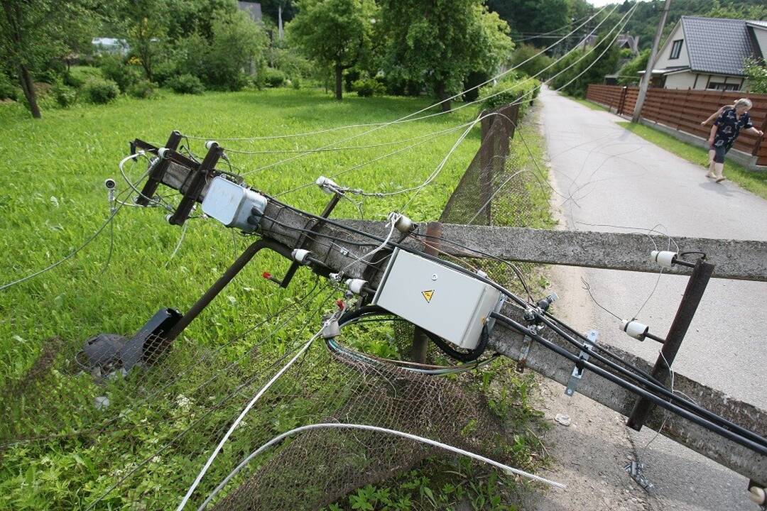 Išliks: visų oro linijų pakeisti kabelinėmis artimiausiu metu neplanuojama, nes tam reikėtų milžiniškų lėšų.