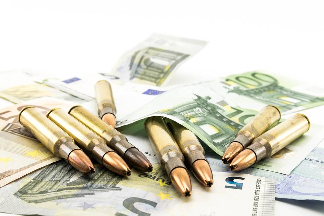 Ministrė: valstybės įnašą kaupti antrojoje pakopoje fondai turės investuoti Lietuvoje