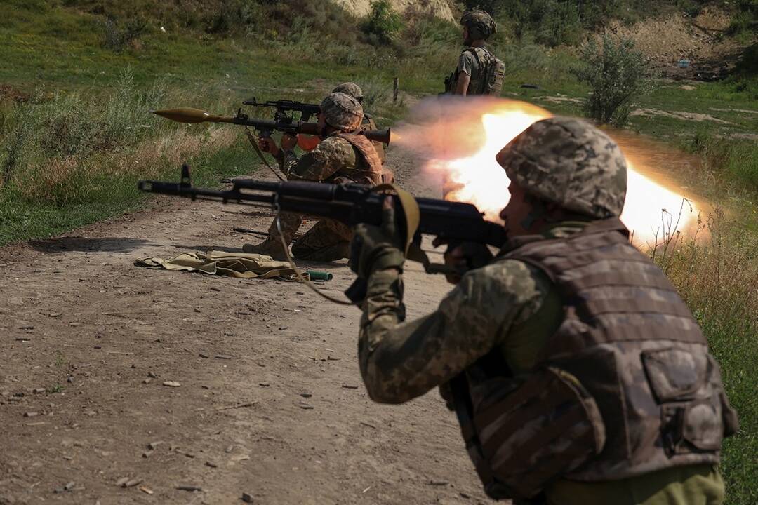 518-oji karo Ukrainoje diena