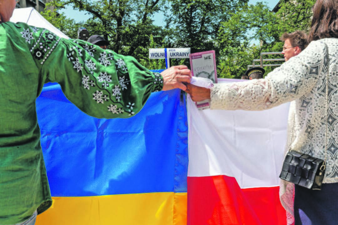 Tikslas: kovoje su Rusija ukrainiečius visokeriopai remianti Lenkija, anot. A. Pukšto, jaučia istorinį norą atitraukti Ukrainą nuo rytietiškos despotijos ir grąžinti ją į Europos šeimyną.