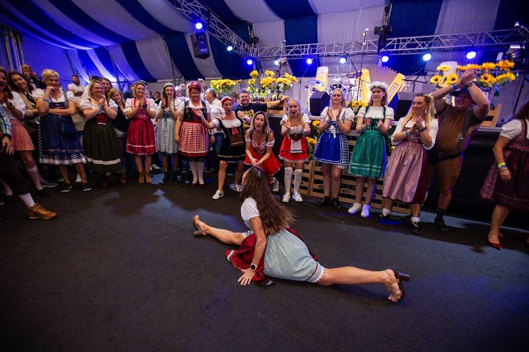 Nuotaika: „Volfas Engelman“ bravoras dviem dienoms tapo bavariškų tradicijų centru. 