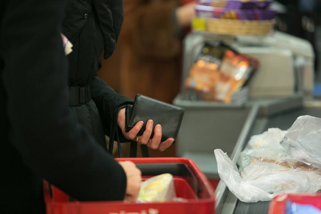 Premjeras: didesnis PVM labiau veikia nedaug pajamų gaunančius gyventojus