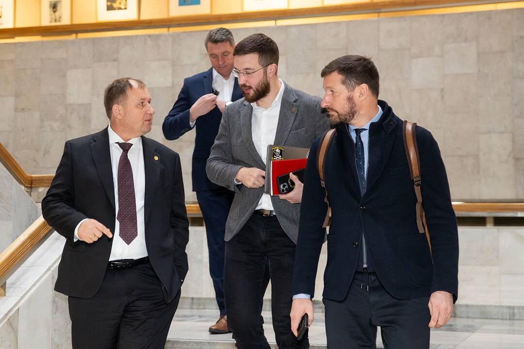 Premjerės I. Šimonytės inicijuotas susitikimas tarp atsakingų institucijų ir „Teltonikos“ atstovų dėl Taivano puslaidininkių lustų gamyklos