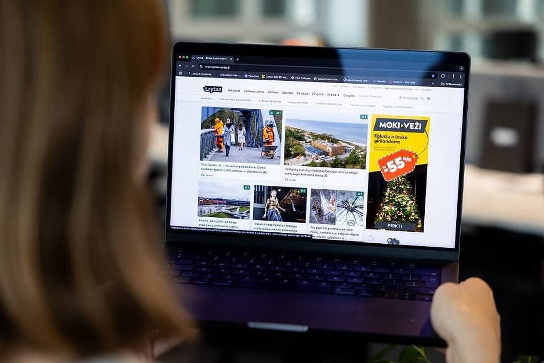 Estijos žiniasklaidos grupė skundžia nurodymą parduoti „Lrytą“