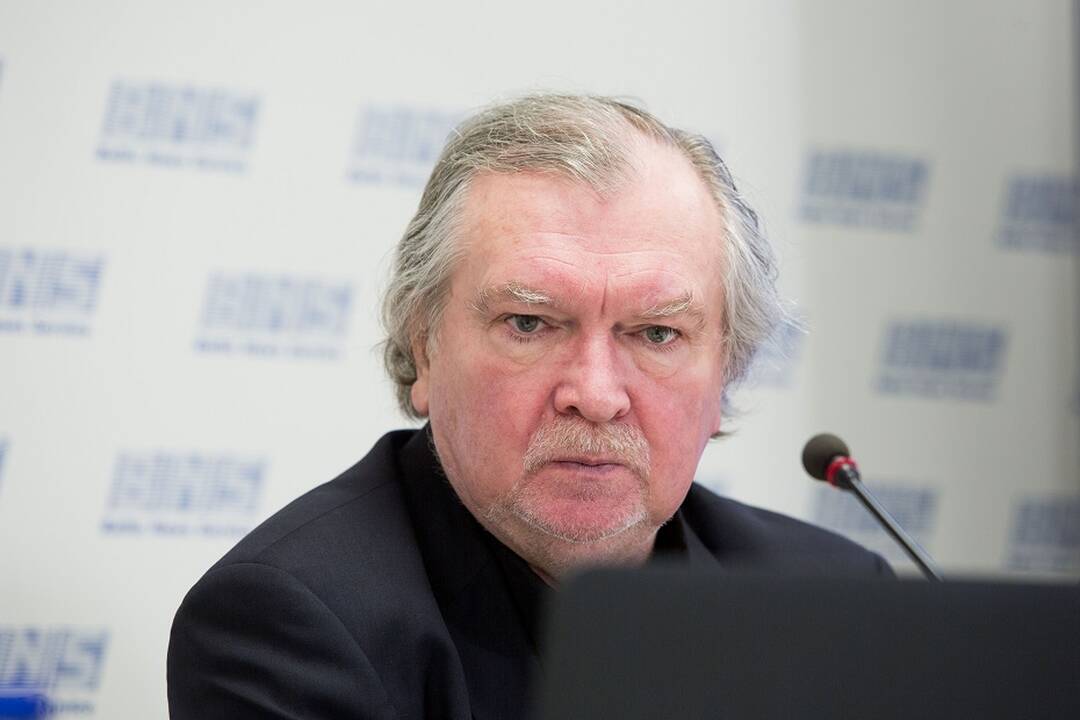 Išskirtinumas: šiemet laukiant Valstybės dienos buvo kaip reta daug ir įvairiose srityse vienybės, stiprybės ir pripažinimo pasaulyje ženklų.