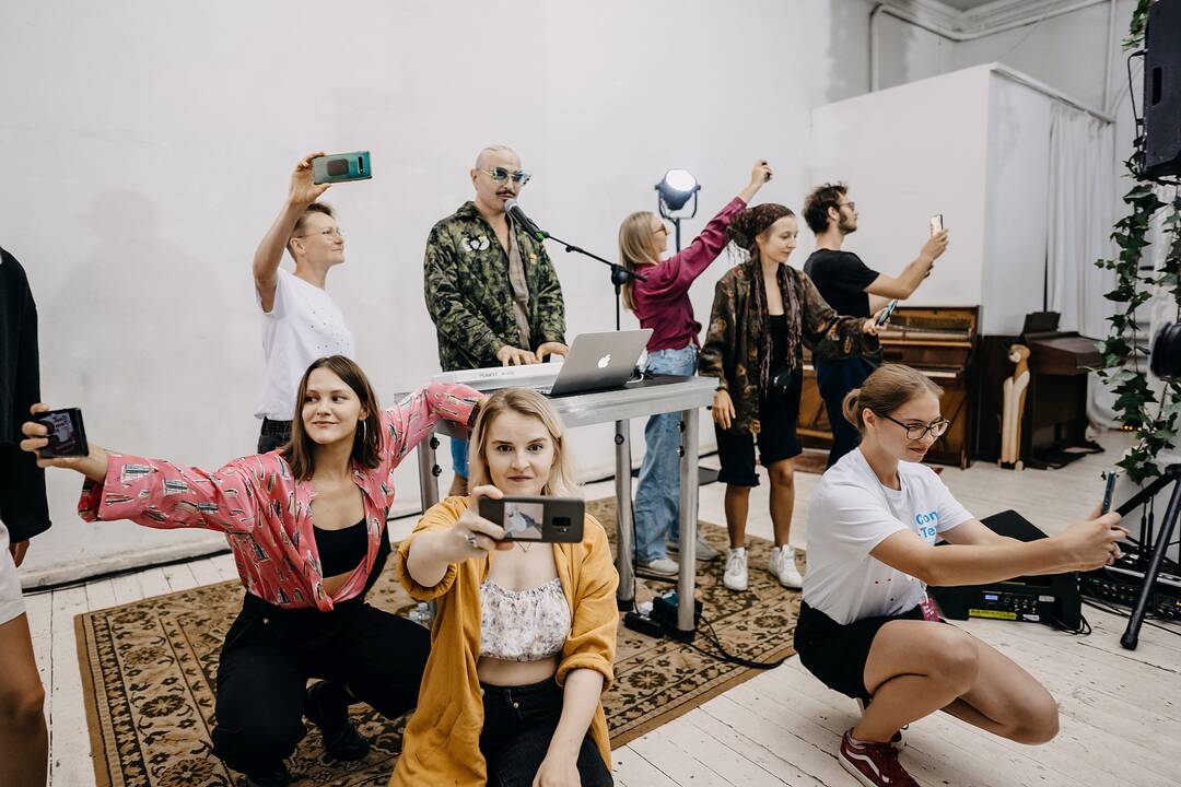 Interaktyvu: asmenukės – būtina „Selfie Concert“ sąlyga.