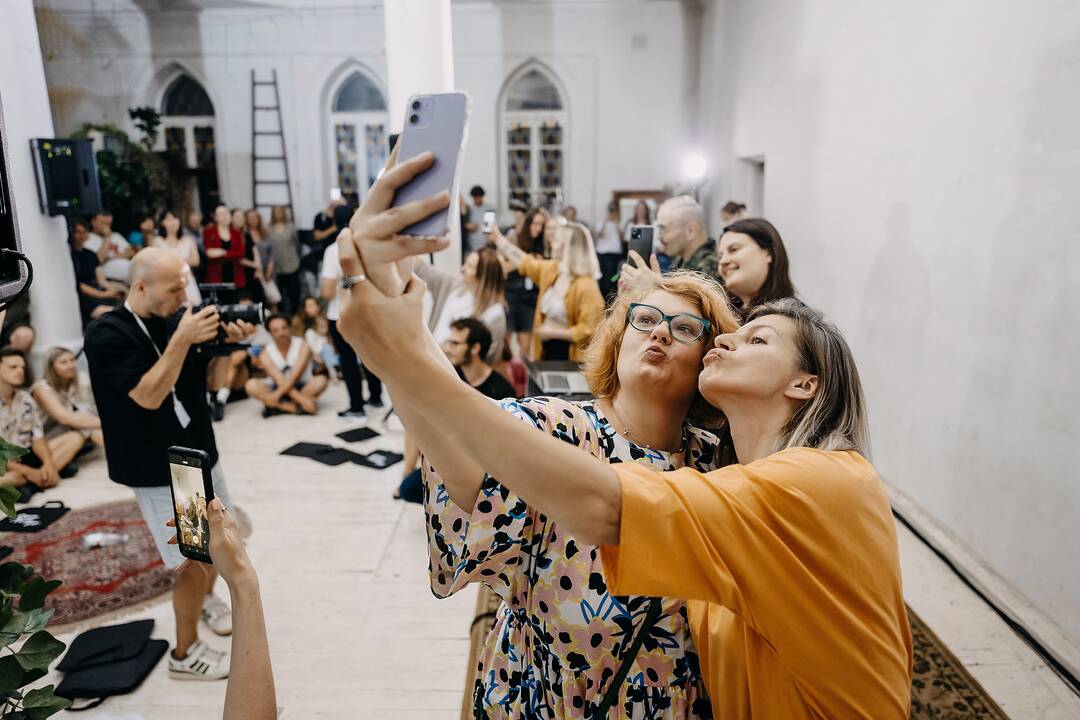 Interaktyvu: asmenukės – būtina „Selfie Concert“ sąlyga.