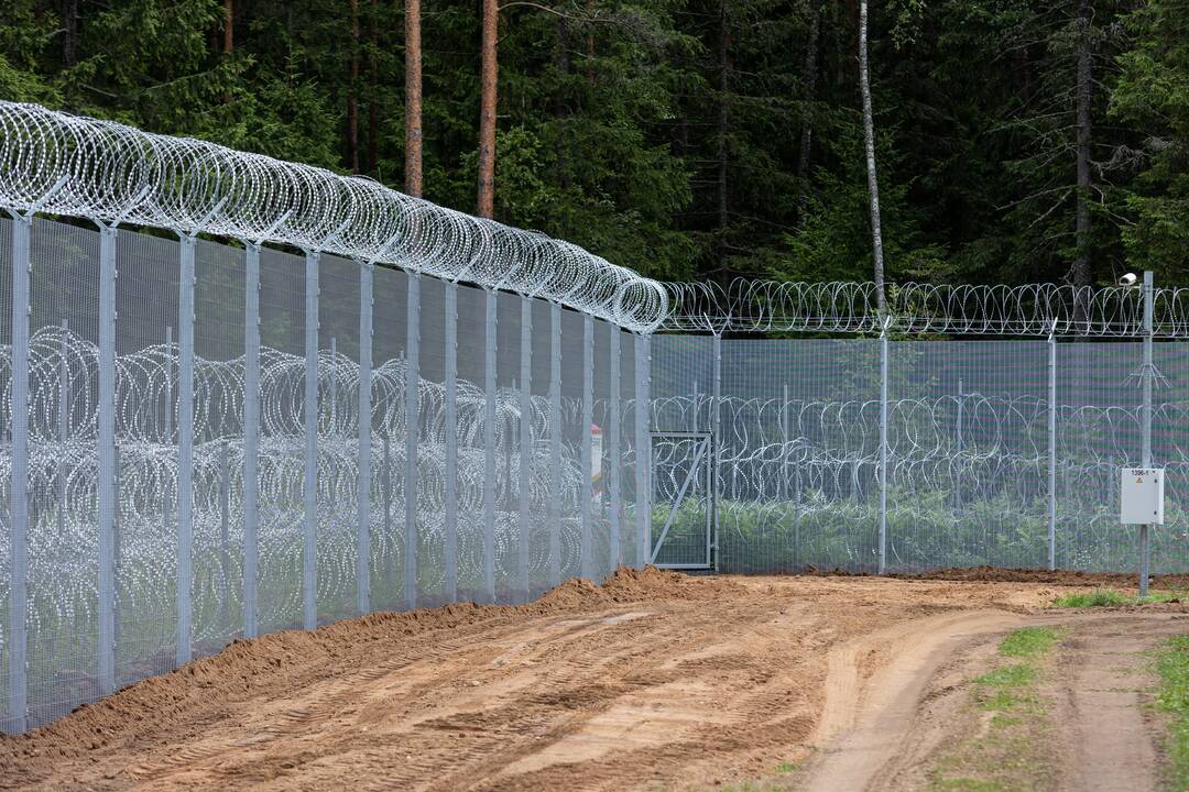 Švenčionių rajone vykdomo fizinio barjero statybos