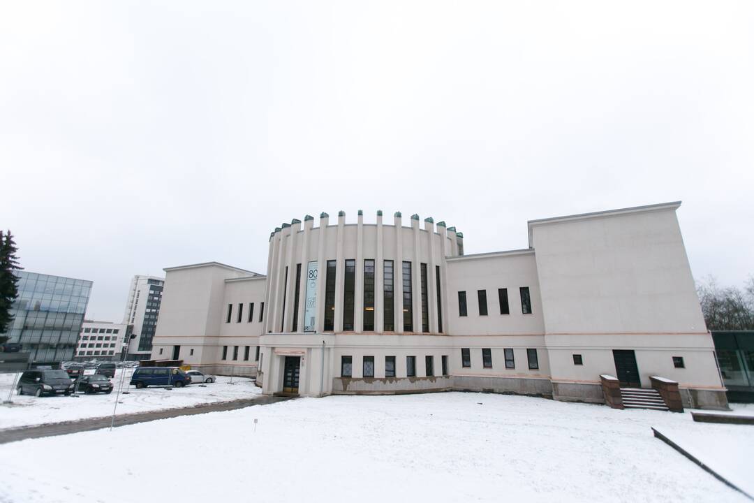 Paveikslų galerijoje Kaune pristatoma L. Garbštienės instaliacija „Sopulingoji ir Banga“