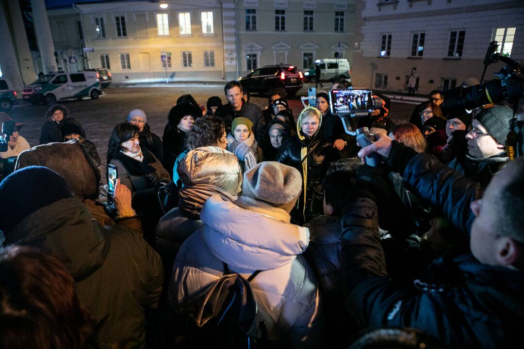 „Basų mamų“ protestas prieš galimybių pasą vaikams