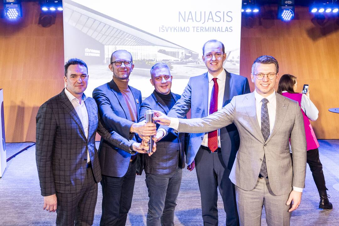 Vilniaus oro uosto naujojo išvykimo terminalo statybos pradžios pristatymas