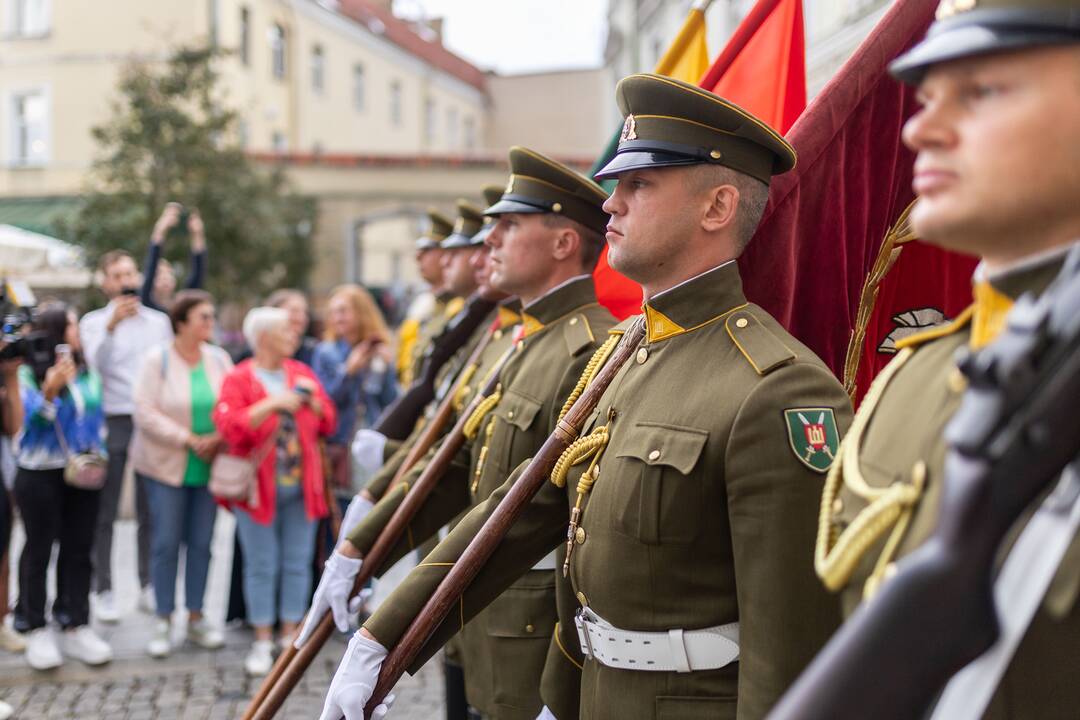 Triumfo eisena  nuo Aušros vartų iki Valdovų rūmų 