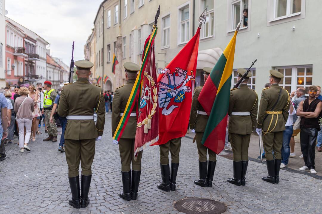 Triumfo eisena  nuo Aušros vartų iki Valdovų rūmų 