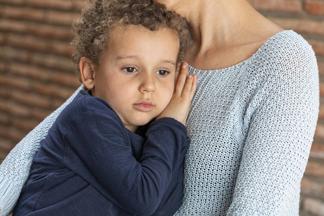 Įspėja nuo smurtautojo bėgančias mamas: reikia pagalvoti, neskubėti
