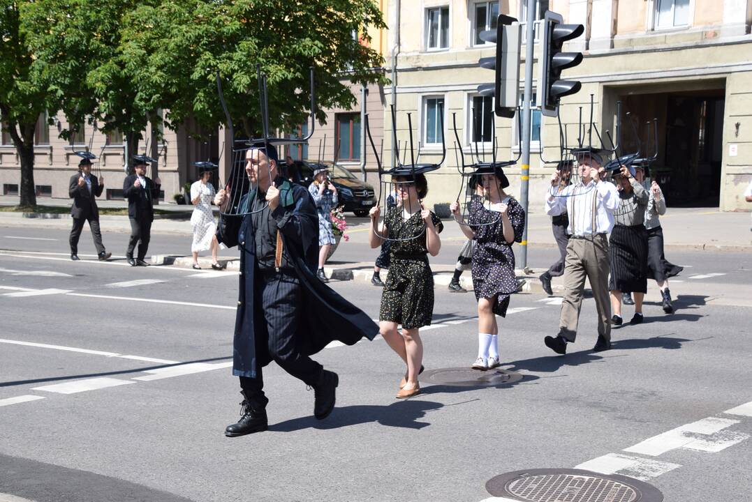 Tarptautinis gatvės teatrų festivalis „Šermukšnis“ Kaipėdoje