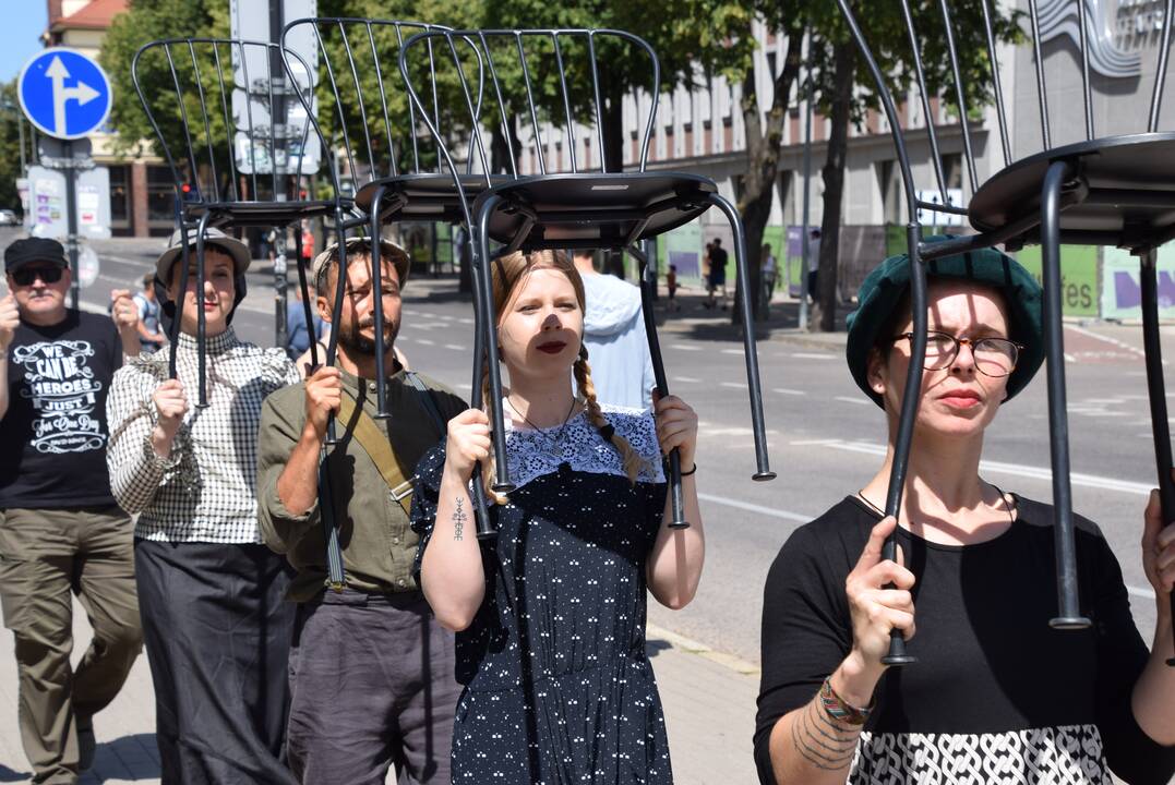 Tarptautinis gatvės teatrų festivalis „Šermukšnis“ Kaipėdoje