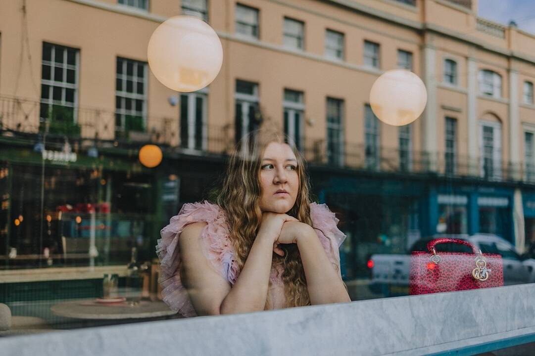 Elle McNicoll. 