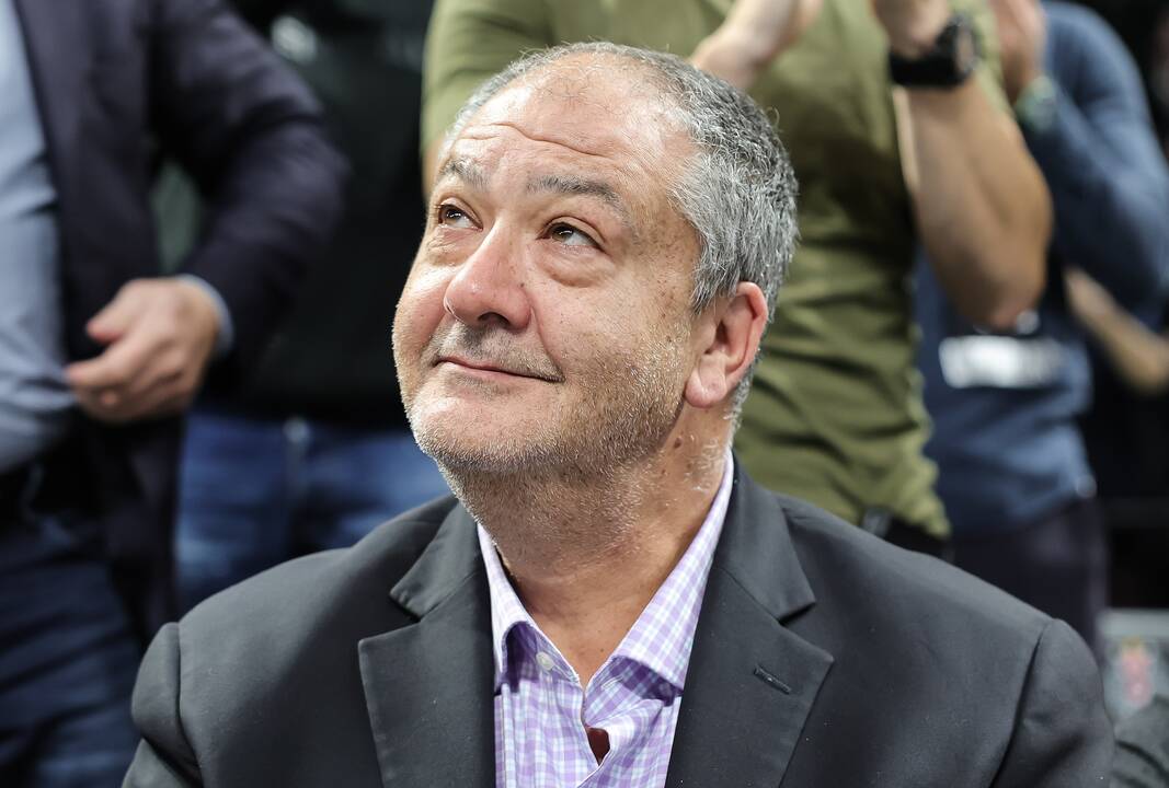 Grėsmė: per pirmo rato mačą Pirėjuje žalgiriečiams daugiausia nuostolių padarė „Olympiakos“ puolėjas S. Vezenkovas.
