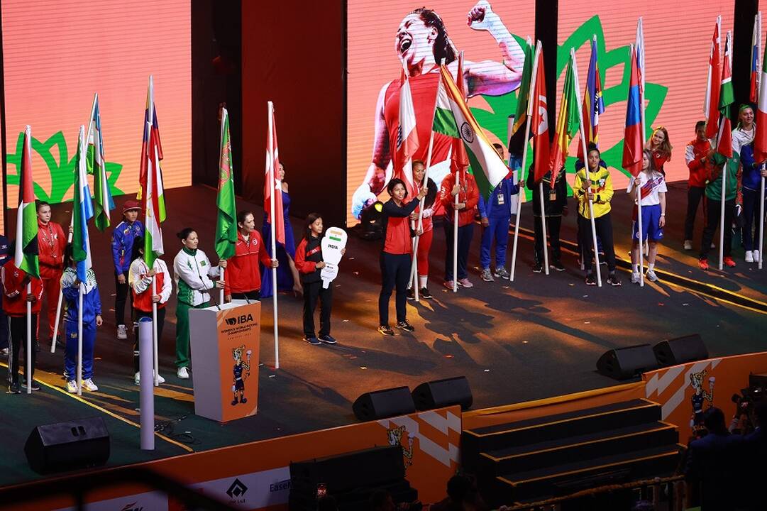 Strategai: FIE, kuriai vadovavo A. Usmanovas (kairėje), buvo viena iš tų tarptautinių sporto federacijų, kurių renginiams laiko rasdavo ir TOK prezidentas Th. Bachas (dešinėje).  