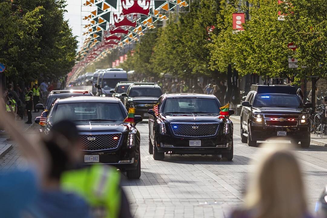 NATO susitikimo metu netoli ligoninės mirė vyras: pareigūnų veiksmų netirs