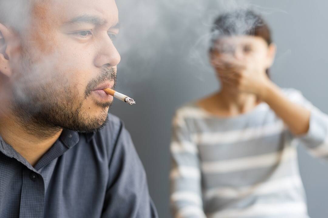 Pasyvus rūkymas: ar cigarečių dūmai gali sukelti depresiją?