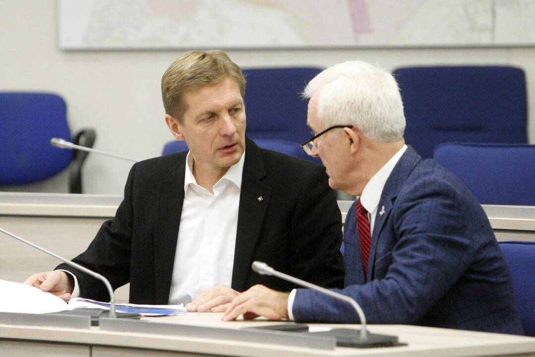 Posėdis: penktadienį Seimos aplinkos apsaugos komiteto nariai narpliojo „Grigeo“ skandalą.