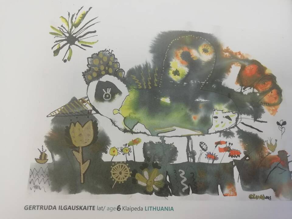 Įvertinimas: mažųjų dailės studijos „Varsa“ auklėtinių darbai tarptautiniuose konkursuose Japonijoje įvertinti aukščiausiais apdovanojimais.