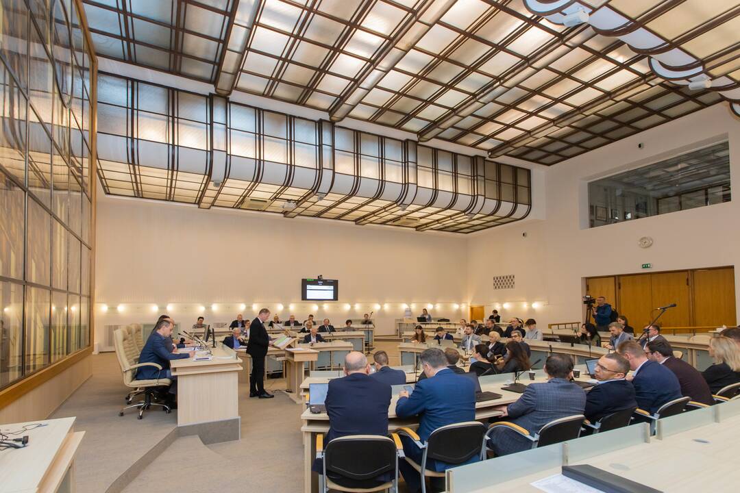 Kauno miesto savivaldybės tarybos posėdis (2022 spalio 18 d.)