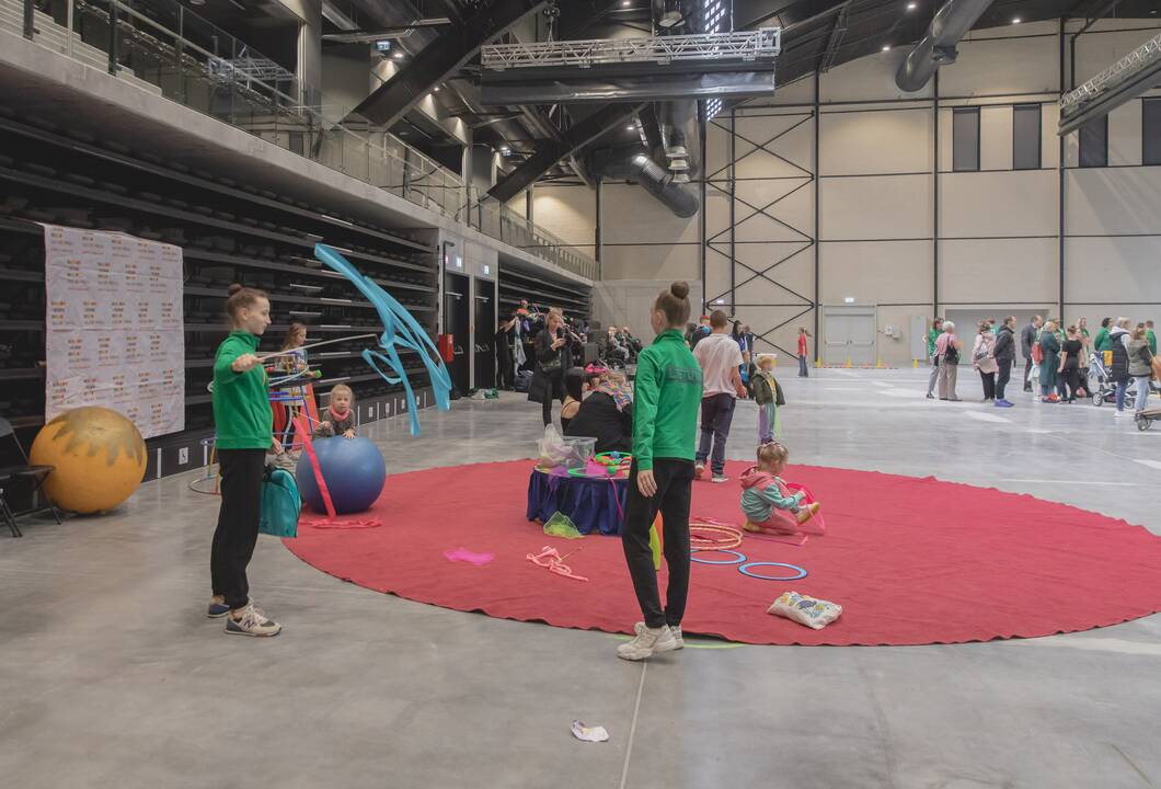 Būrelių mugė atnaujintoje Sporto halėje