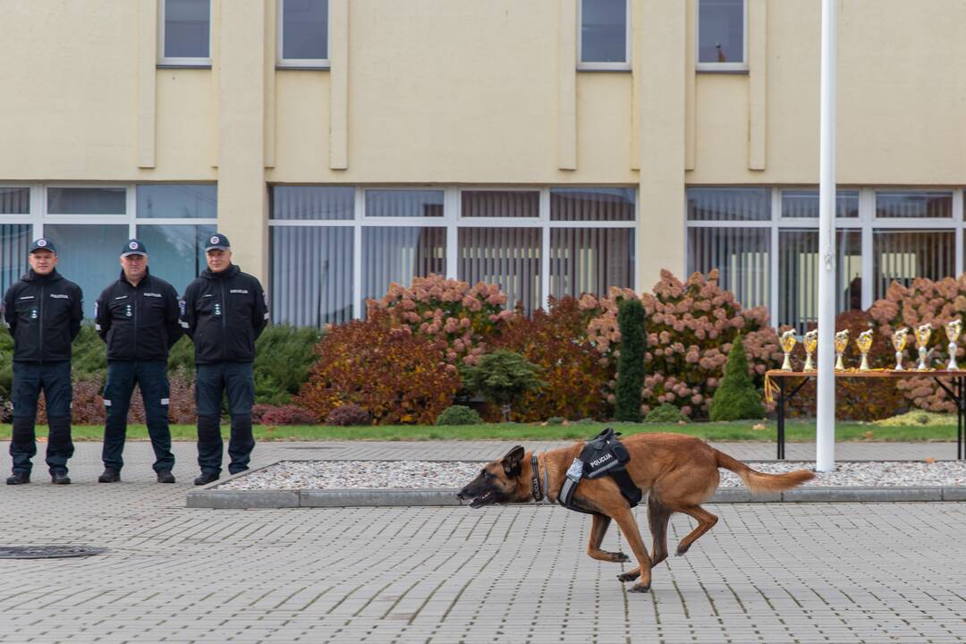 Policijos kinologų daugiakovės pirmenybių apdovanojimai