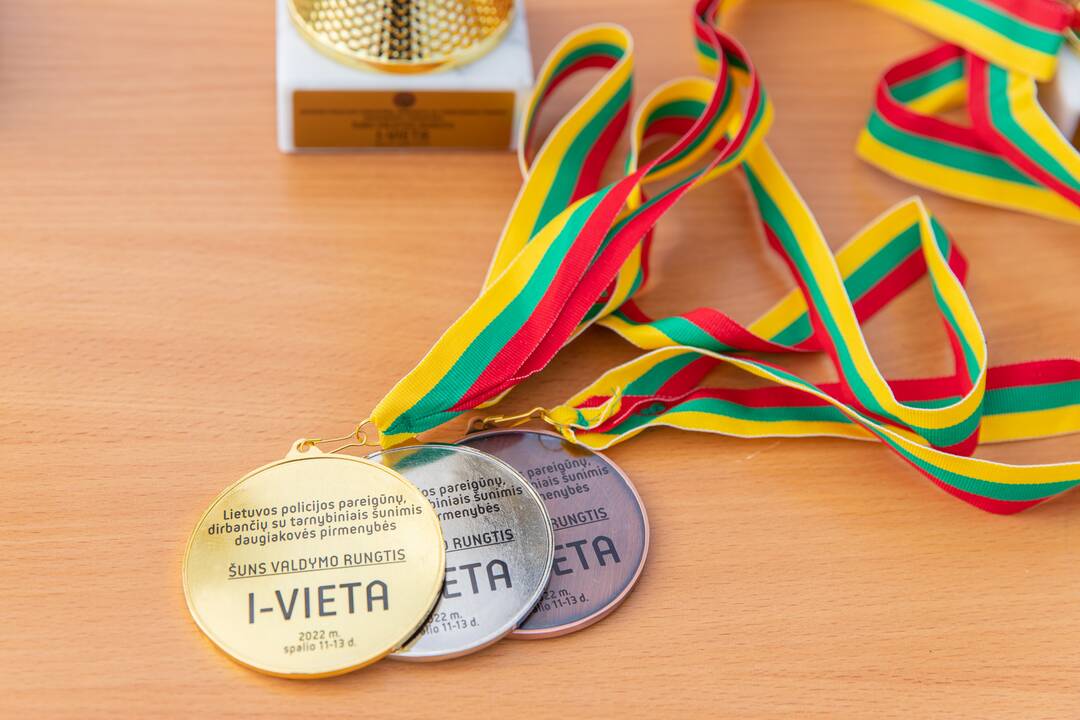 Policijos kinologų daugiakovės pirmenybių apdovanojimai