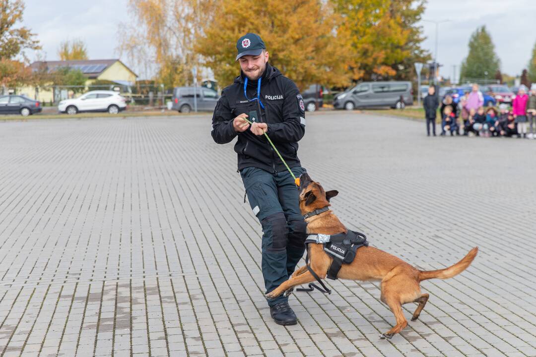 Policijos kinologų daugiakovės pirmenybių apdovanojimai