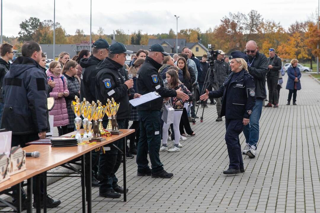 Policijos kinologų daugiakovės pirmenybių apdovanojimai