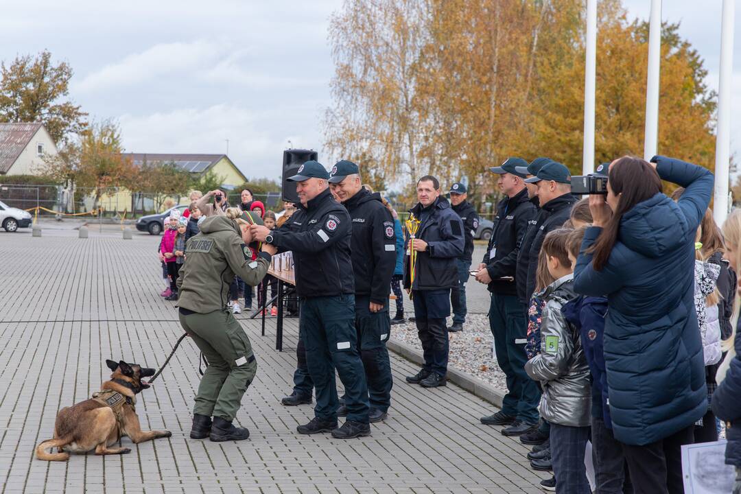 Policijos kinologų daugiakovės pirmenybių apdovanojimai