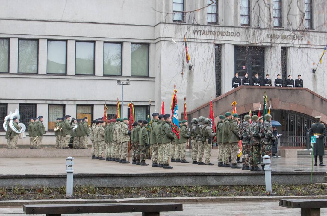 Karo muziejaus sodelyje pagerbtas Nepriklausomybės kovose žuvusių Lietuvos karių atminimas