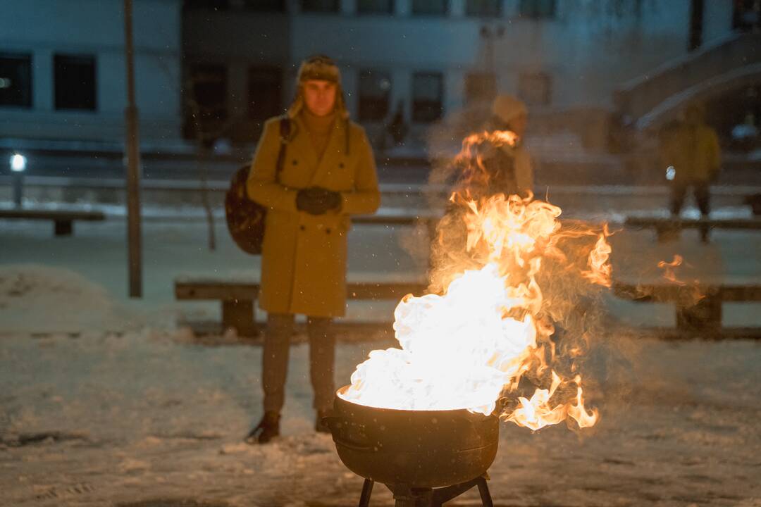 Karo muziejaus sodelyje – akcija prie aukurų „Kartu!“