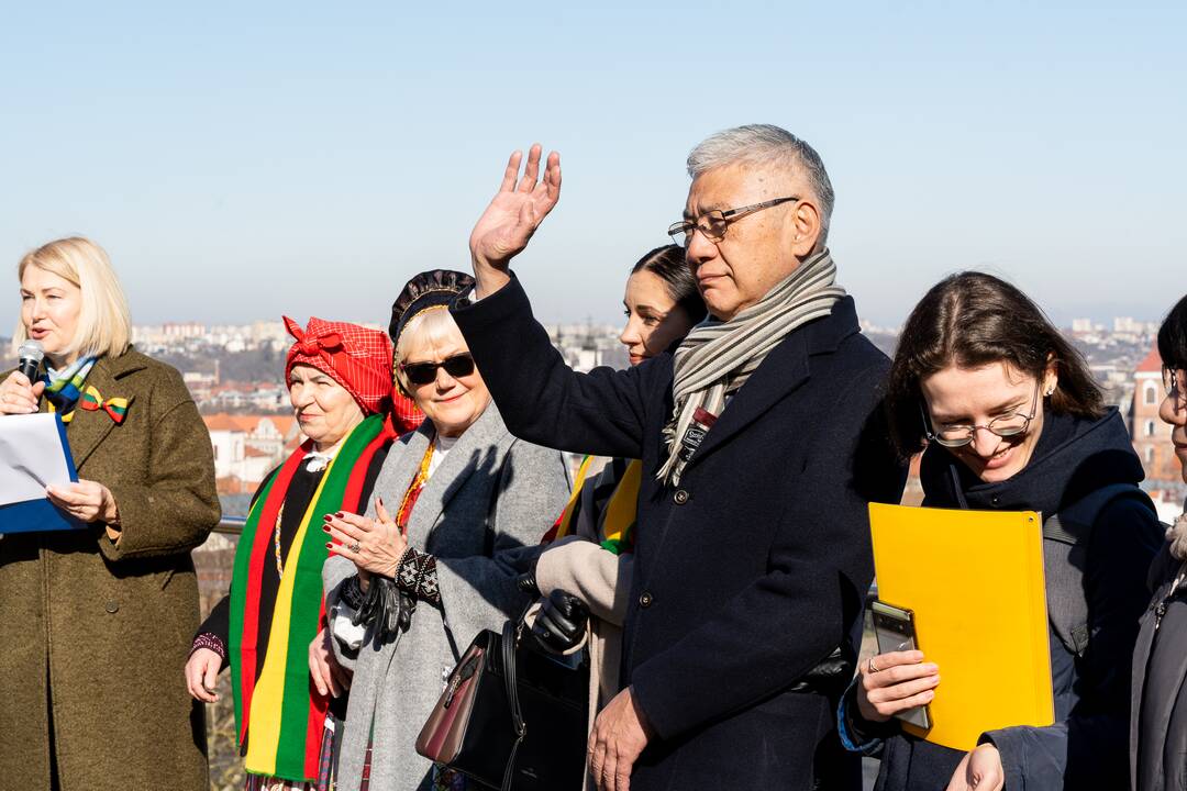 „Tautiška giesmė“ ant Aleksoto apžvalgos aikštelės