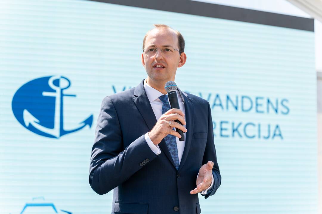 Kaune į vandenį nuleista didžiausia barža